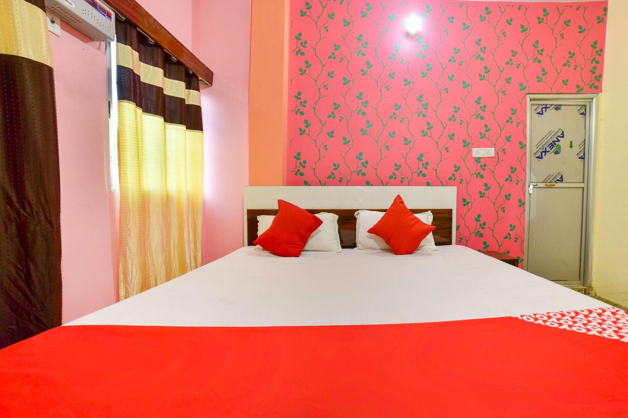 Oyo Flagship Ashoka Guest House Bihta Exteriör bild
